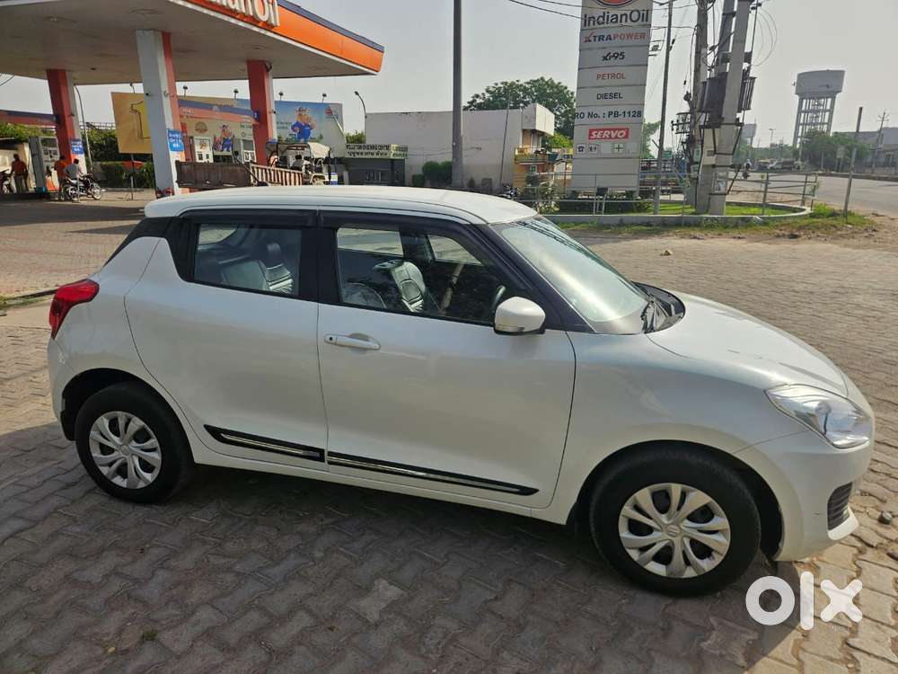 Maruti Suzuki Swift 2018 Amt Vxi, 2023, Petrol