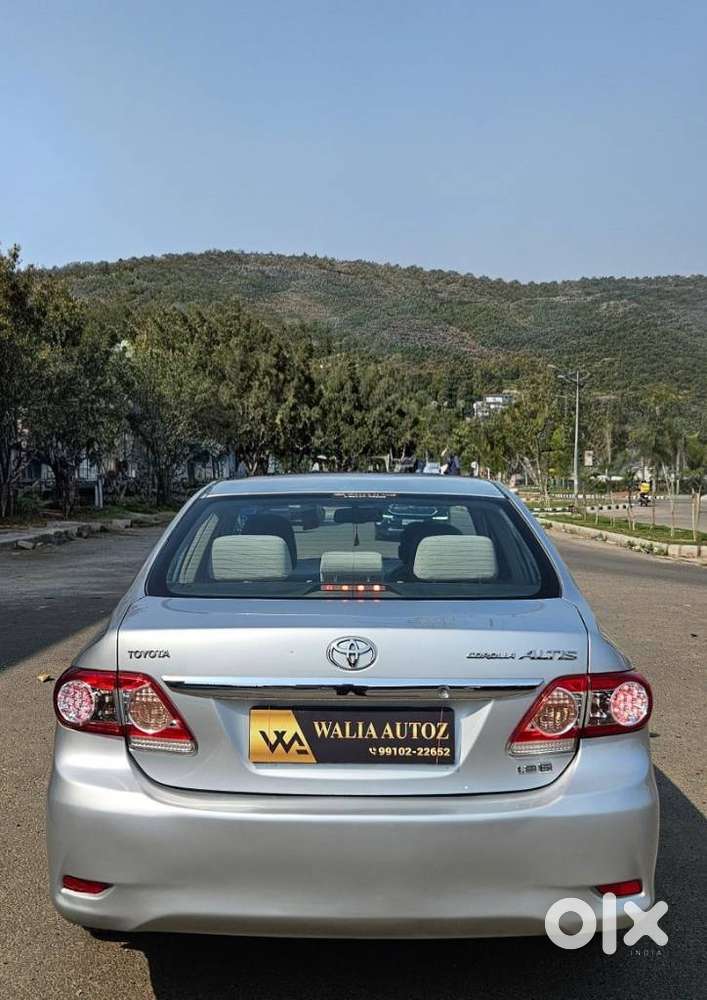 Toyota Corolla Altis 2010-2013 G Hv At, 2012, Petrol
