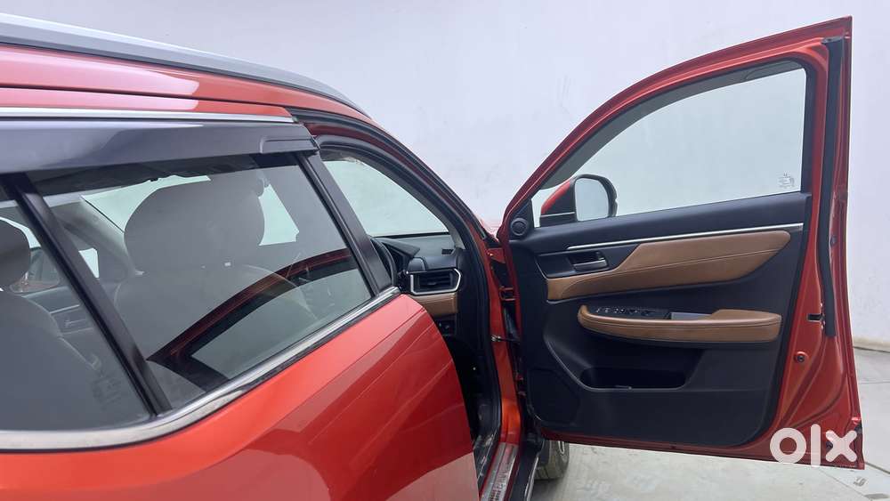Honda Elevate Zx Mt, 2023, Petrol