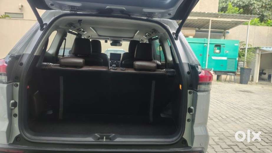 Toyota Innova Hycross Zx(o), 2024, Petrol