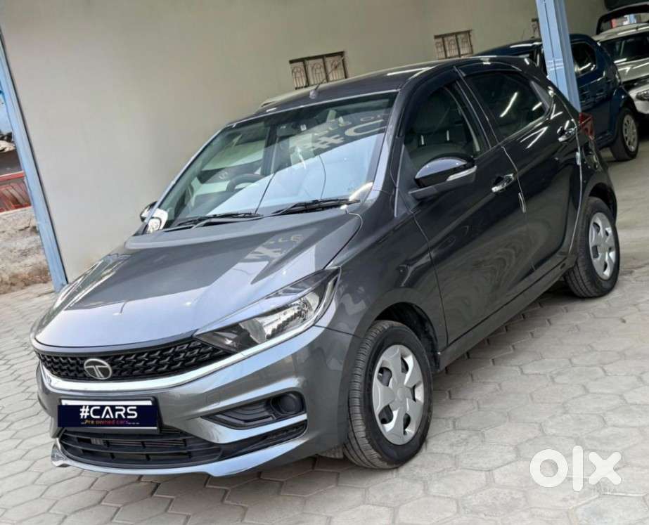 Tata Tiago 1.2 Revotron Xm, 2024, Petrol