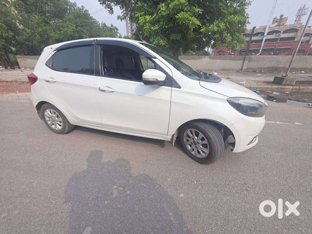 Tata Tiago 1.2 Revotron Xza, 2018, Cng & Hybrids