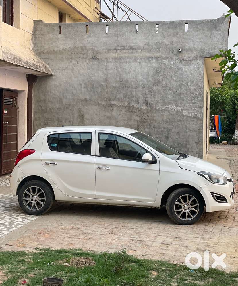 Hyundai I20 Sportz 2014