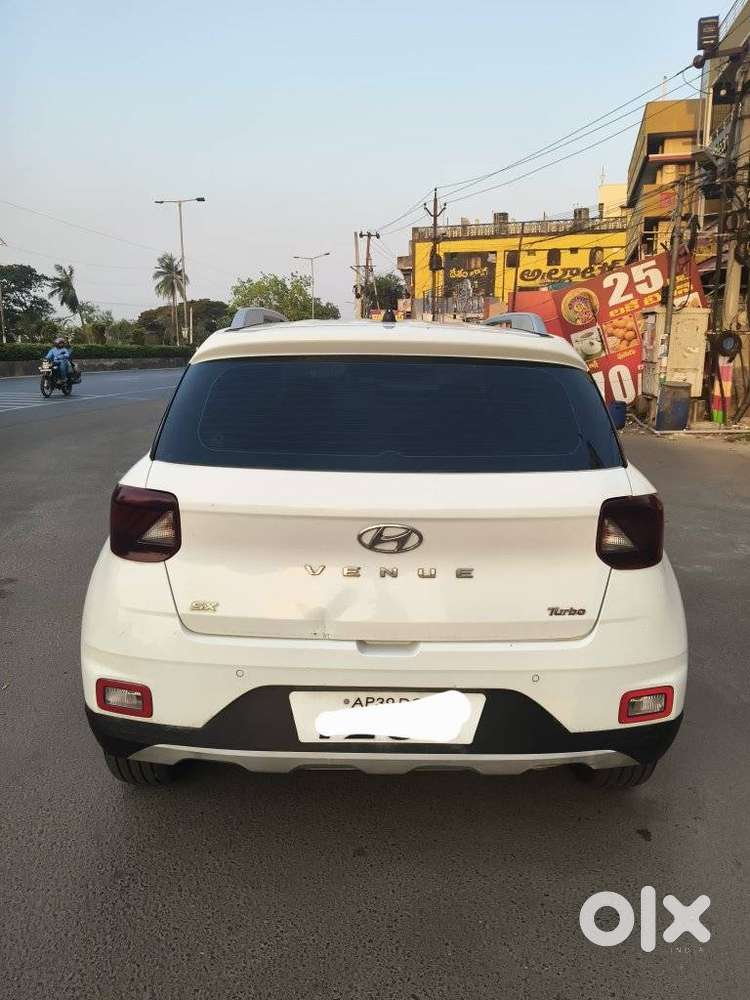 Hyundai Venue Sx Plus Turbo Dct, 2019, Petrol