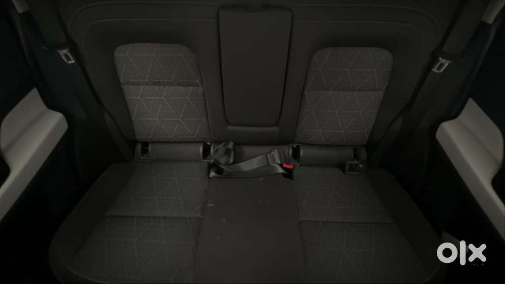 Tata Punch 1.2 Revotron Creative Amt Dual Tone, 2023, Petrol