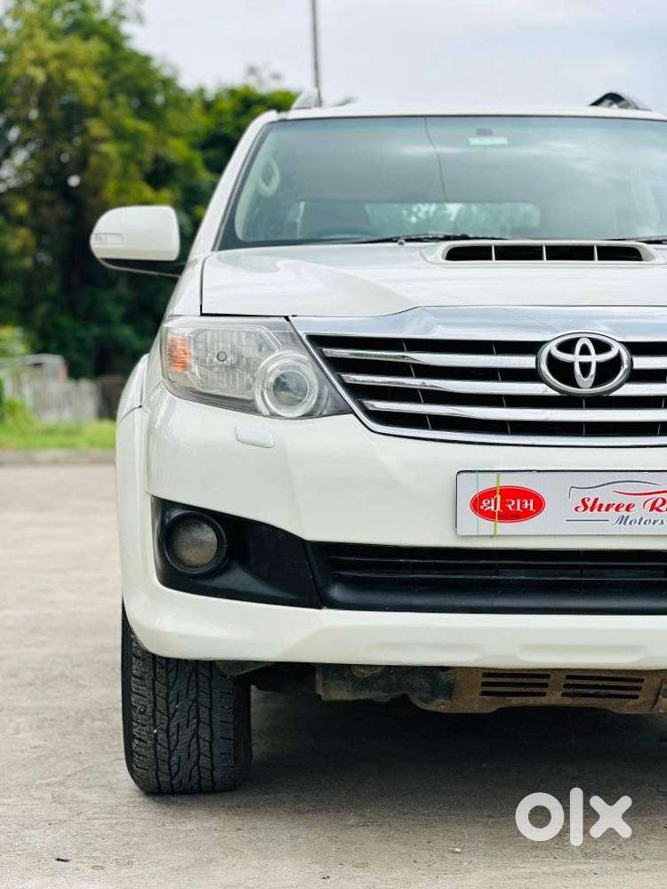 Toyota Fortuner 3.0 4x2 Automatic, 2013, Diesel