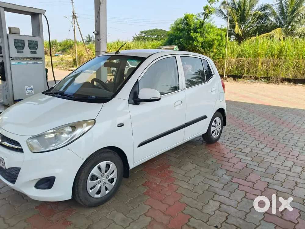 Hyundai I10 2011 Petrol 87000 Km Driven