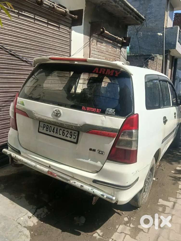Toyota Innova Diesel 2012