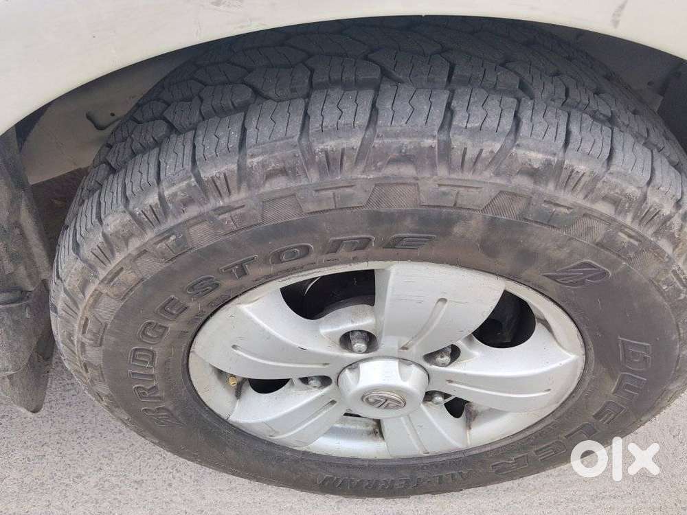 Tata Safari Storme Explorer Edition, 2015, Diesel