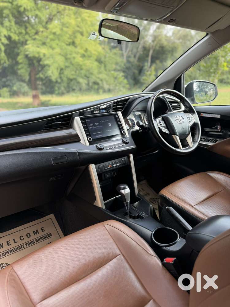 Toyota Innova Crysta [2020-ongoing] 2.4 Zx At 7 Str, 2022, Diesel