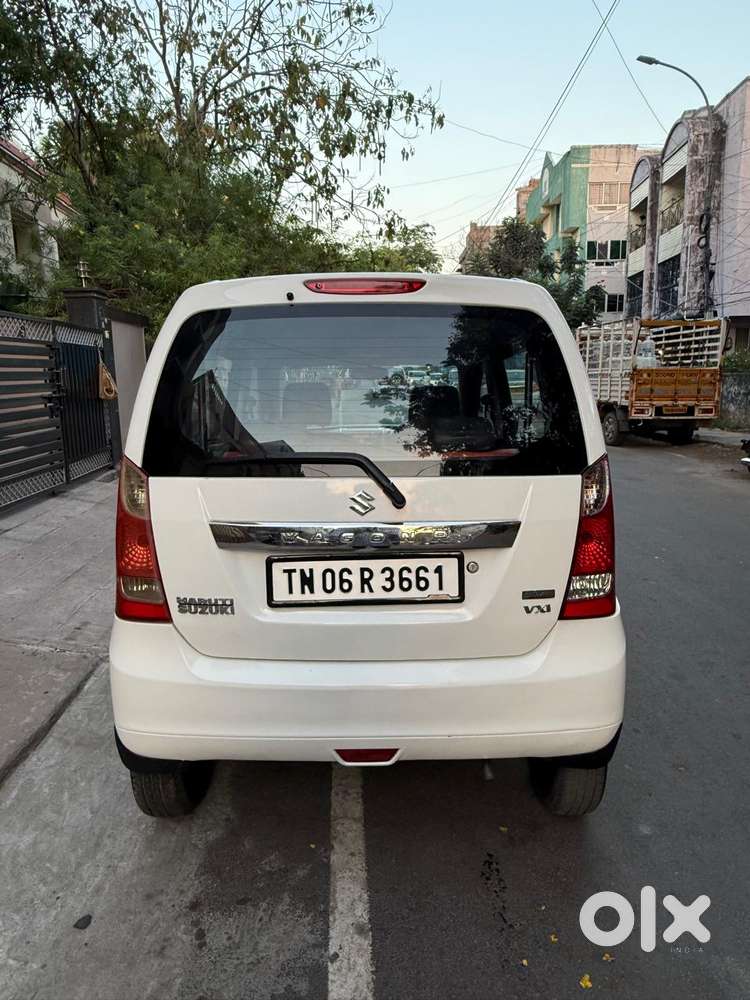 Maruti Suzuki Wagon R Vxi Amt1.2, 2016, Petrol