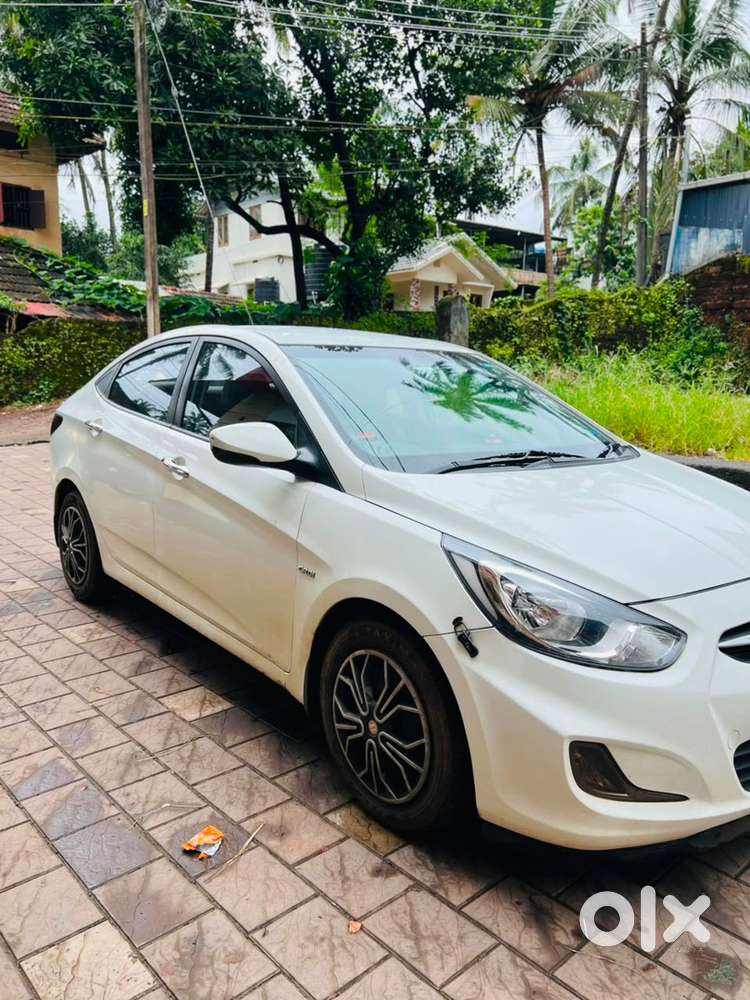Hyundai Verna Diesel Manual 2012