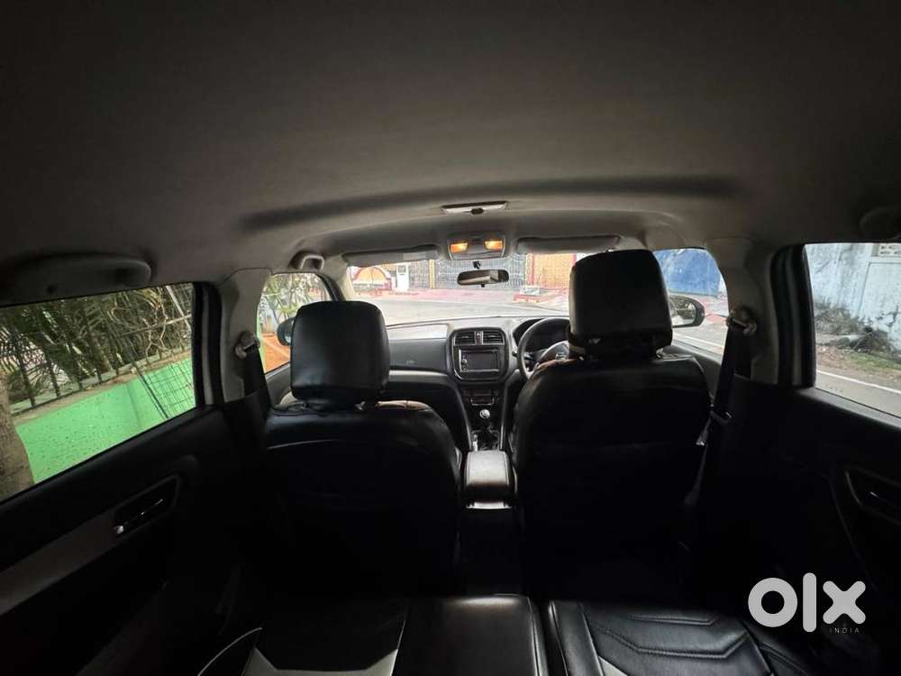 Maruti Suzuki Brezza Zdi – 2017  Excellent Condition  Fancy Number