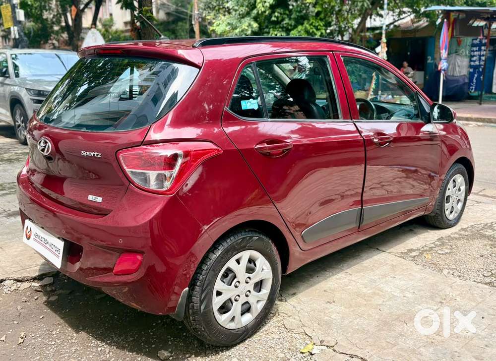 Hyundai Grand I10 Sportz, 2016, Petrol