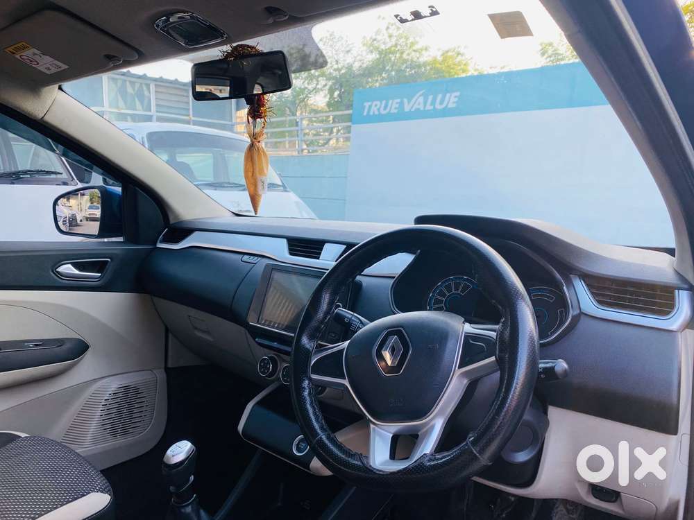 Renault Triber Rxz, 2019, Petrol