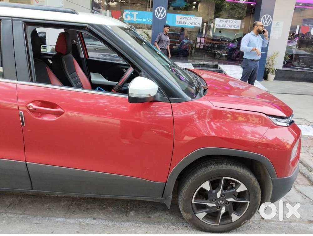 Tata Punch 1.2 Revotron Creative Amt Dual Tone, 2022, Petrol