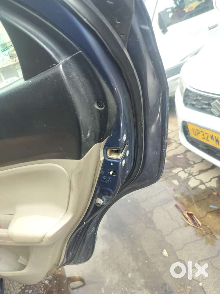 Maruti Suzuki Dzire 2017-2020 Vdi, 2017, Diesel