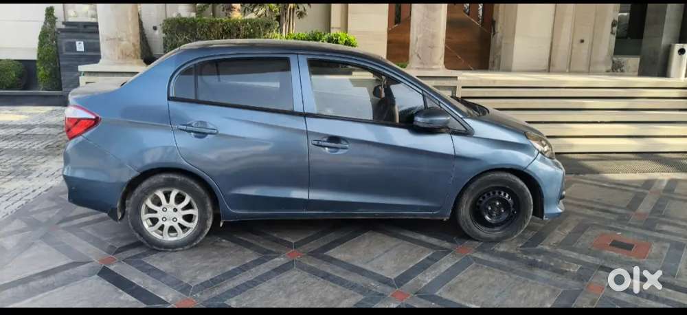 Ungent Sale Honda Amaze 2016