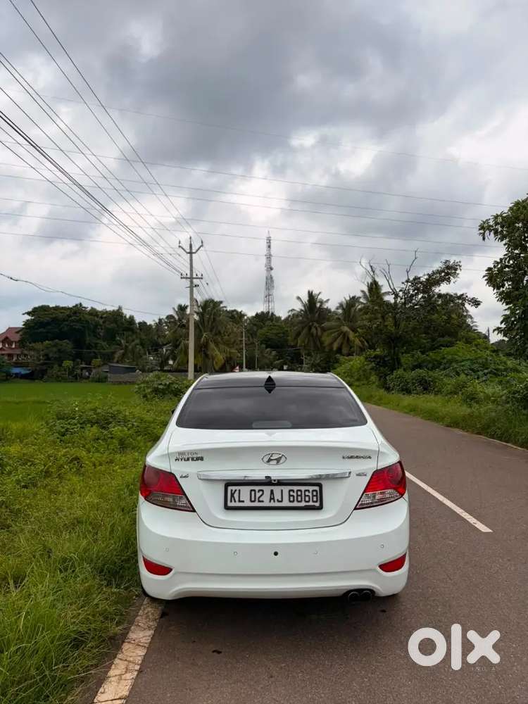 Hyundai Verna 1.6 Crdi Sx Automatic 2012