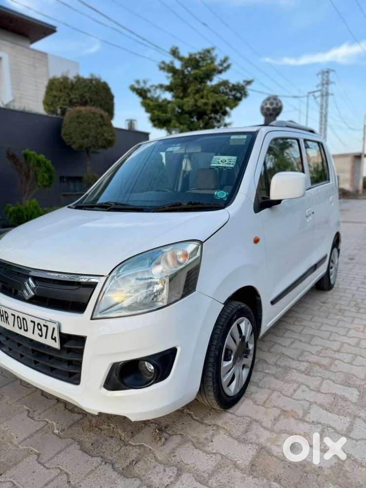 Maruti Suzuki Wagon R Vxi Amt1.2, 2016, Petrol