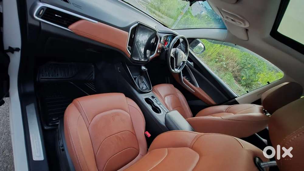 Mg Hector Plus 1.5 Sharp Turbo Cvt 6 Str, 2021, Petrol