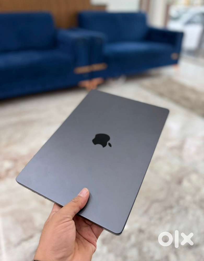 Apple Macbook Pro M5/24GB /1TB