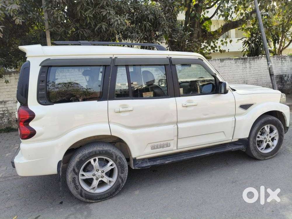 Mahindra Scorpio
