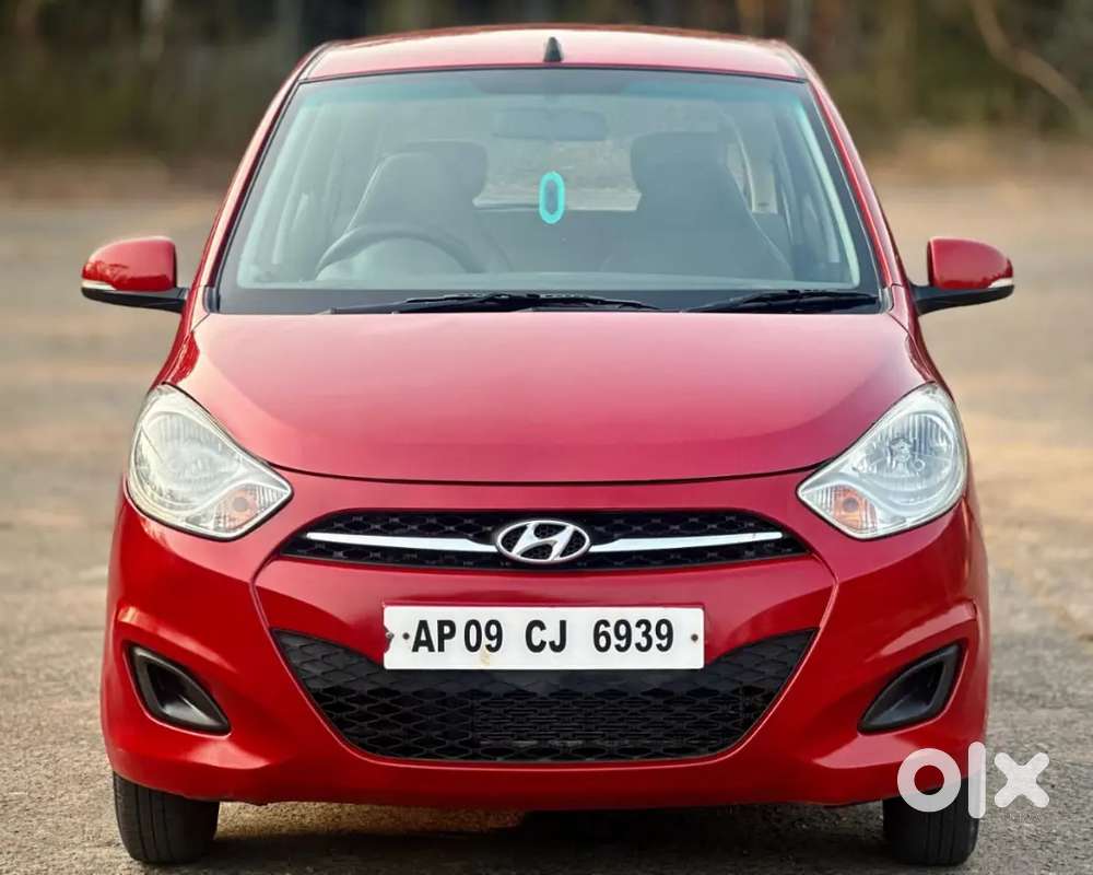 Hyundai I10 Sportz 2012 , Automatic