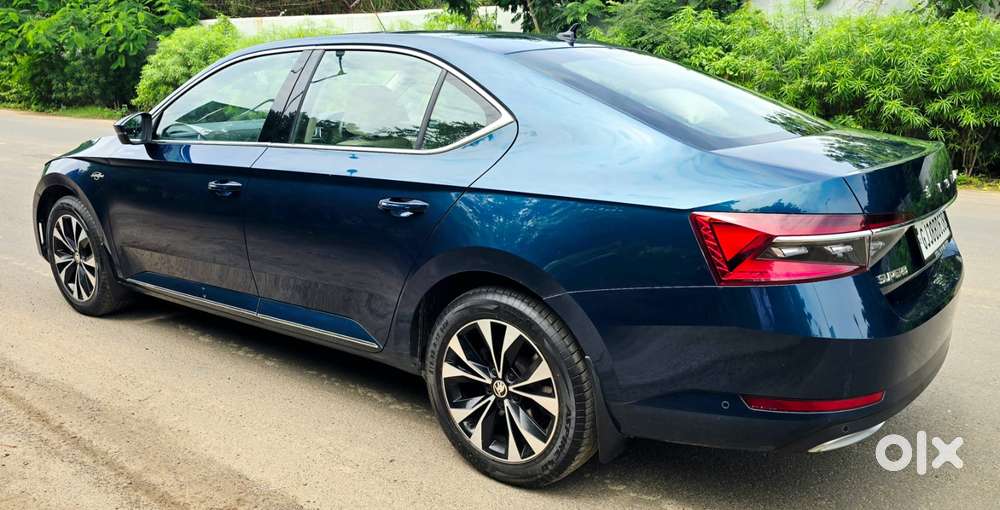 Skoda Superb 2.0 L&k Tsi At, 2022, Petrol