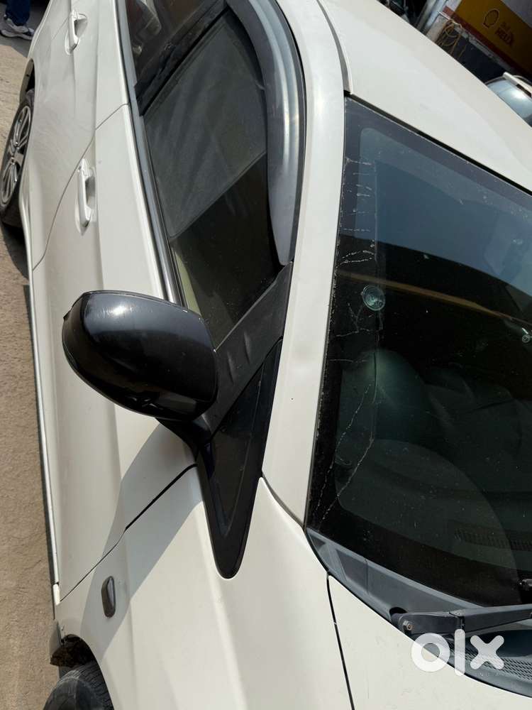 Honda Amaze Petrol 2015
