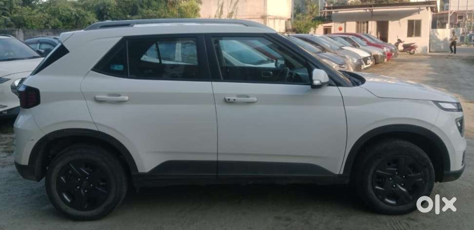 Hyundai Venue Sx, 2023, Petrol