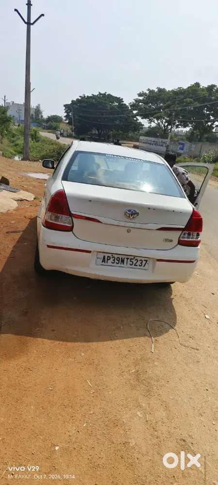Toyota Etios Cross 2017