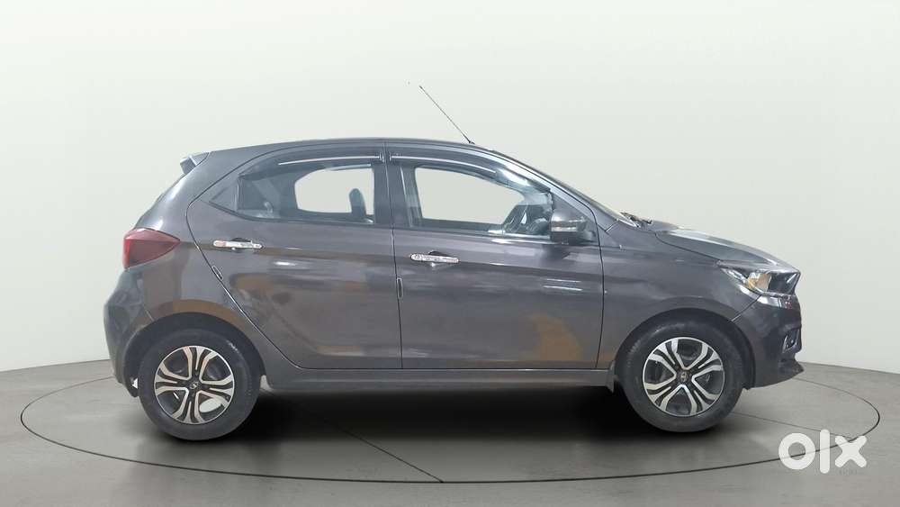 Tata Tiago 1.2 Revotron Xza, 2021, Petrol