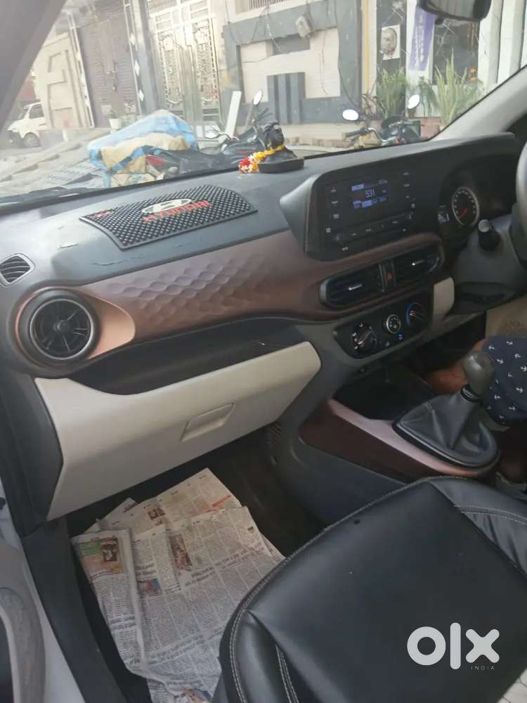 Hyundai Aura 2022 Cng & Hybrids Well Maintained