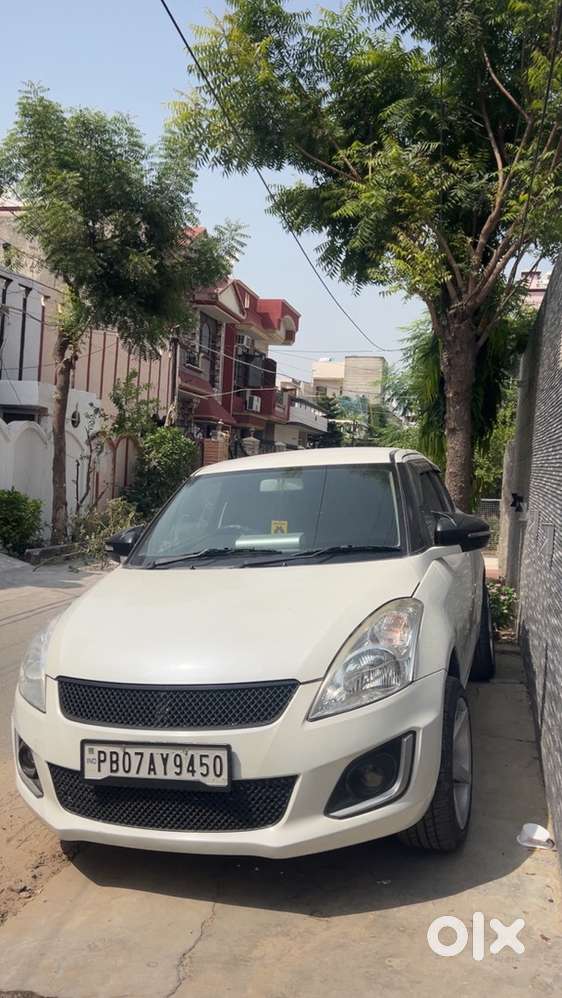 Swift 2015 Maruti Suzuki Manual Petrol