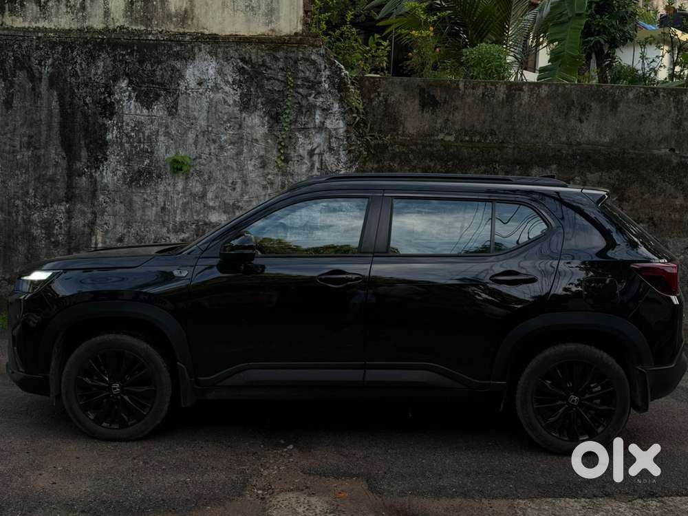 Honda Elevate Signature Black Edition Zx Automatic 2025