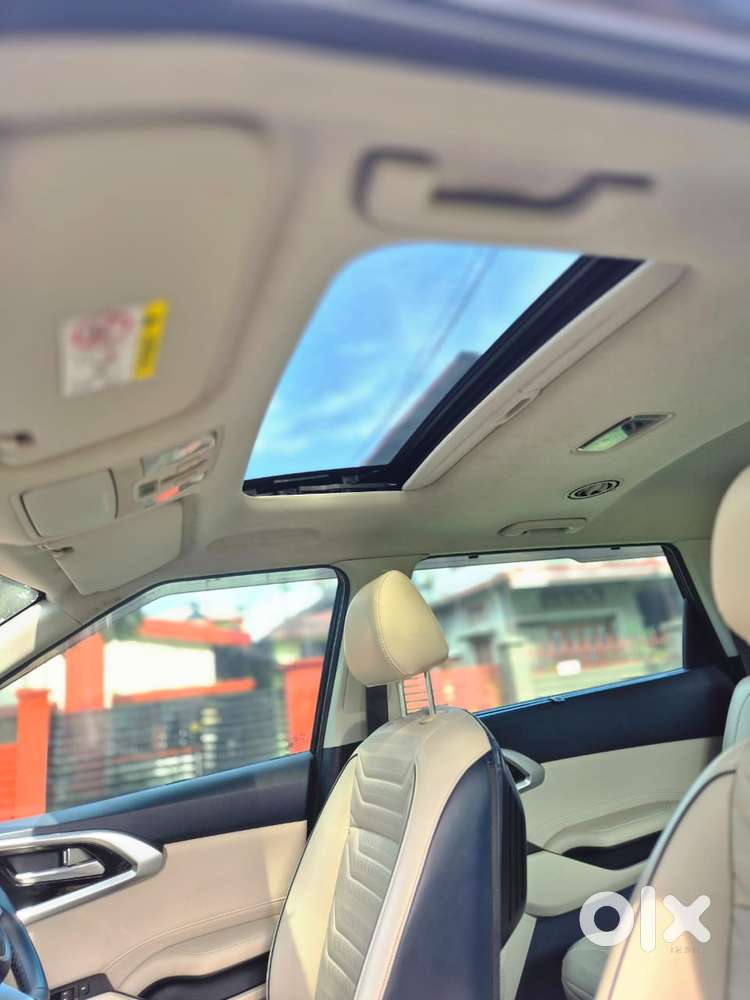 Kia Carens 1.5 Luxury Plus Turbo Dct, 2023, Petrol