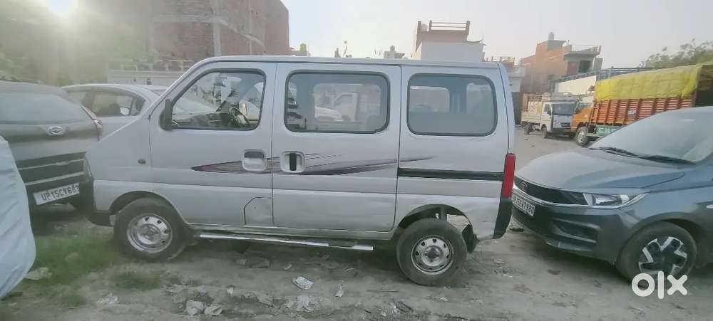 Maruti Suzuki,ecco
2014 Km-105000