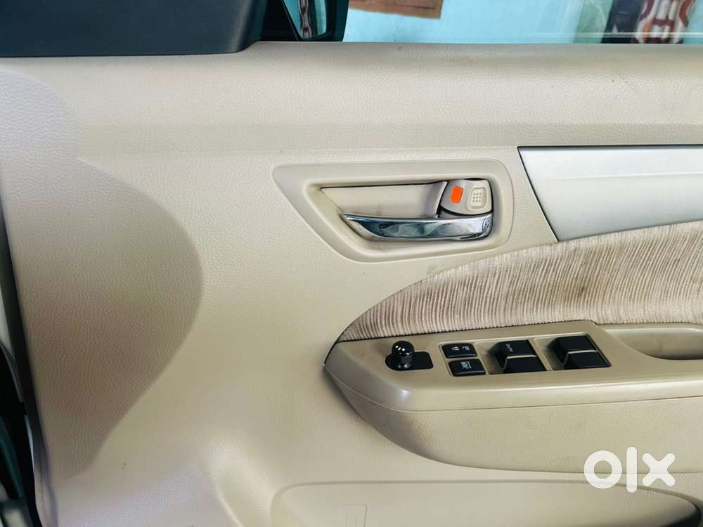 Maruti Suzuki Ertiga Zdi 2013