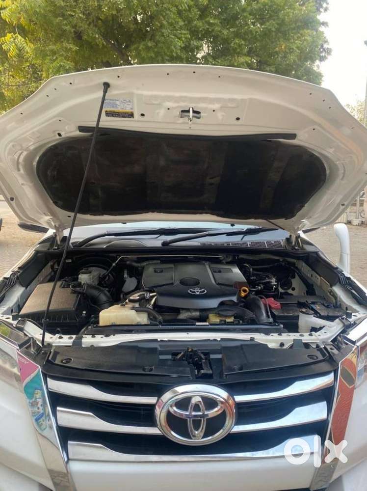 Toyota Fortuner 4x2 At 2.8 Diesel, 2019, Diesel