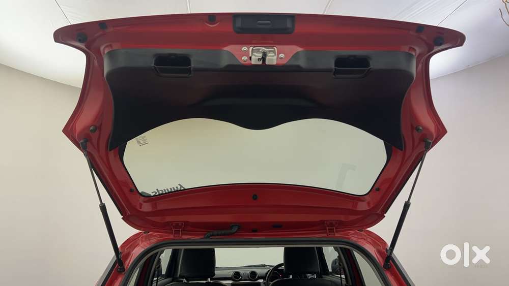 Maruti Suzuki Swift Vvt Vxi, 2022, Petrol