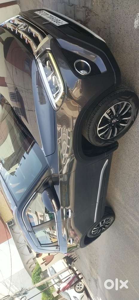 Toyota Urban Cruiser 1.5 Premium Grade At, 2022, Petrol