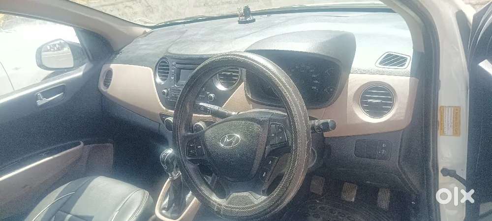 Hyundai Xcent 2015 Diesel Well Maintained