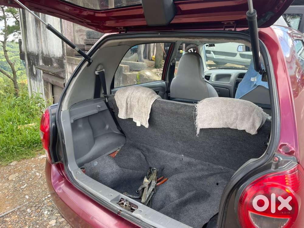 Maruti Suzuki Alto-k10 2010 Petrol Well Maintained