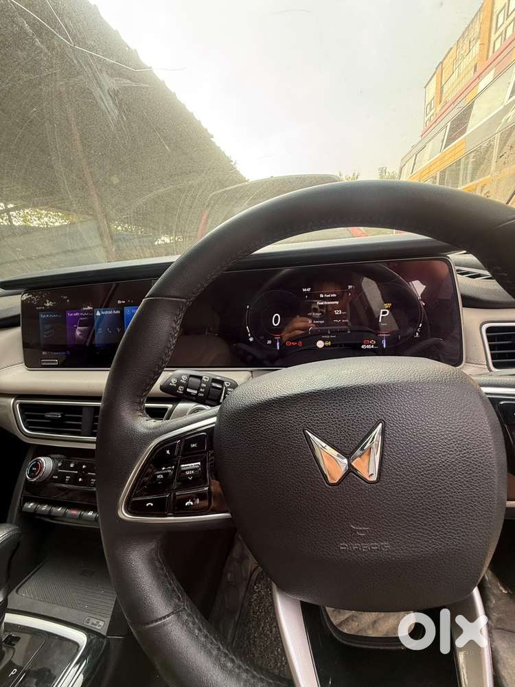 Mahindra Xuv700 Petrol 2022
