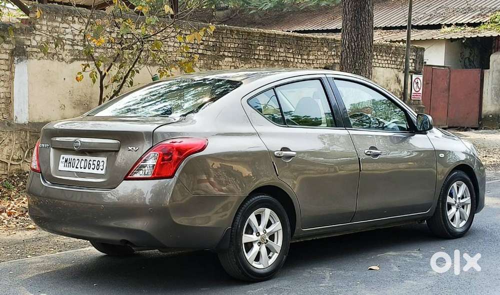 Nissan Sunny Xv Premium Pack Leather, 2011, Petrol