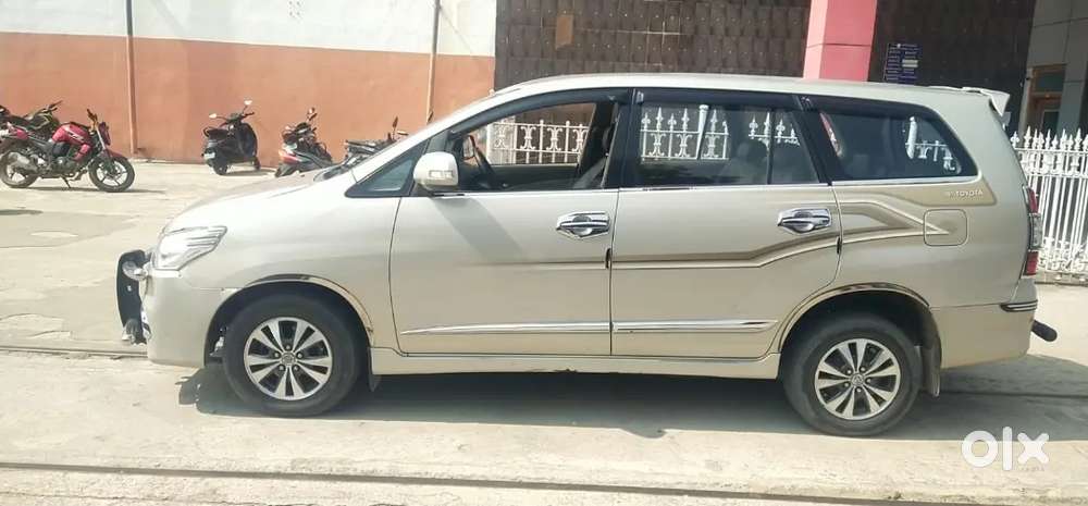 Toyota Innova Diesel 2015