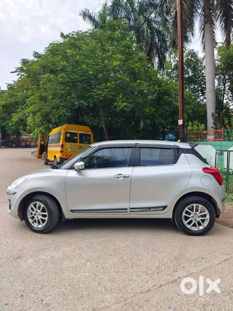 Maruti Suzuki Swift Zxi, 2022, Petrol