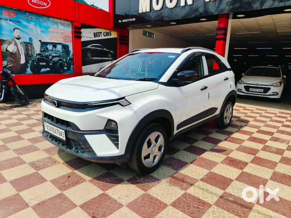 Tata Nexon Smart Plus S 1.2 Revotron Petrol 5 Mt, 2024, Petrol