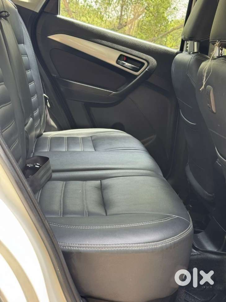 Toyota Urban Cruiser 1.5 Premium Grade Dual Tone Mt, 2022, Petrol